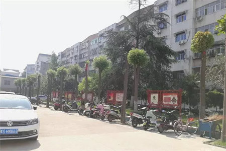 城北建在学校门口的家华腾东区精装3室2厅飞机户型证满五年